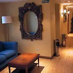 Hotel Santiago Benavente