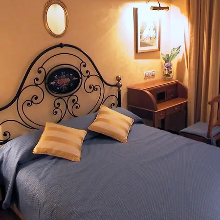 Santiago Szálloda 3*