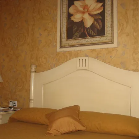 Santiago 3* Benavente