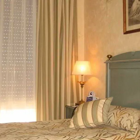 Santiago Hotel Benavente