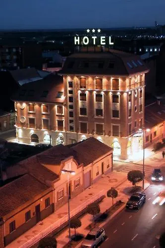 Hotel Santiago 3*