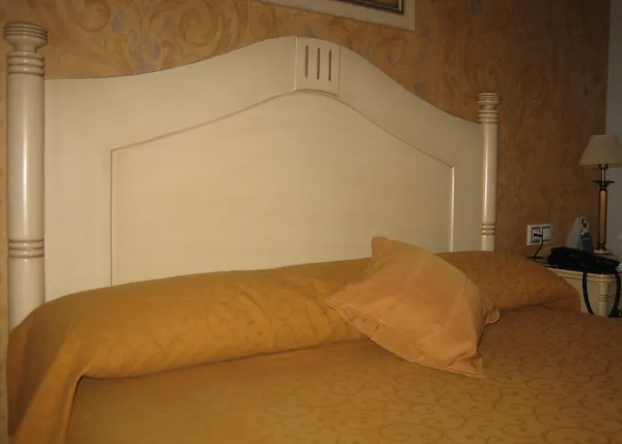 Hotel Santiago Benavente