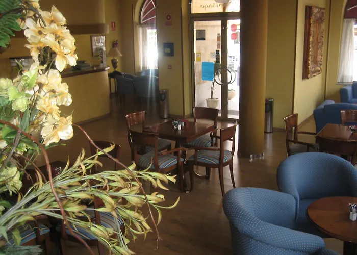 Hotel Santiago Benavente